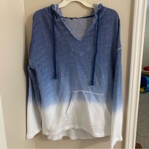 Ocean Drive euc Blue and White Ombre Hoodie